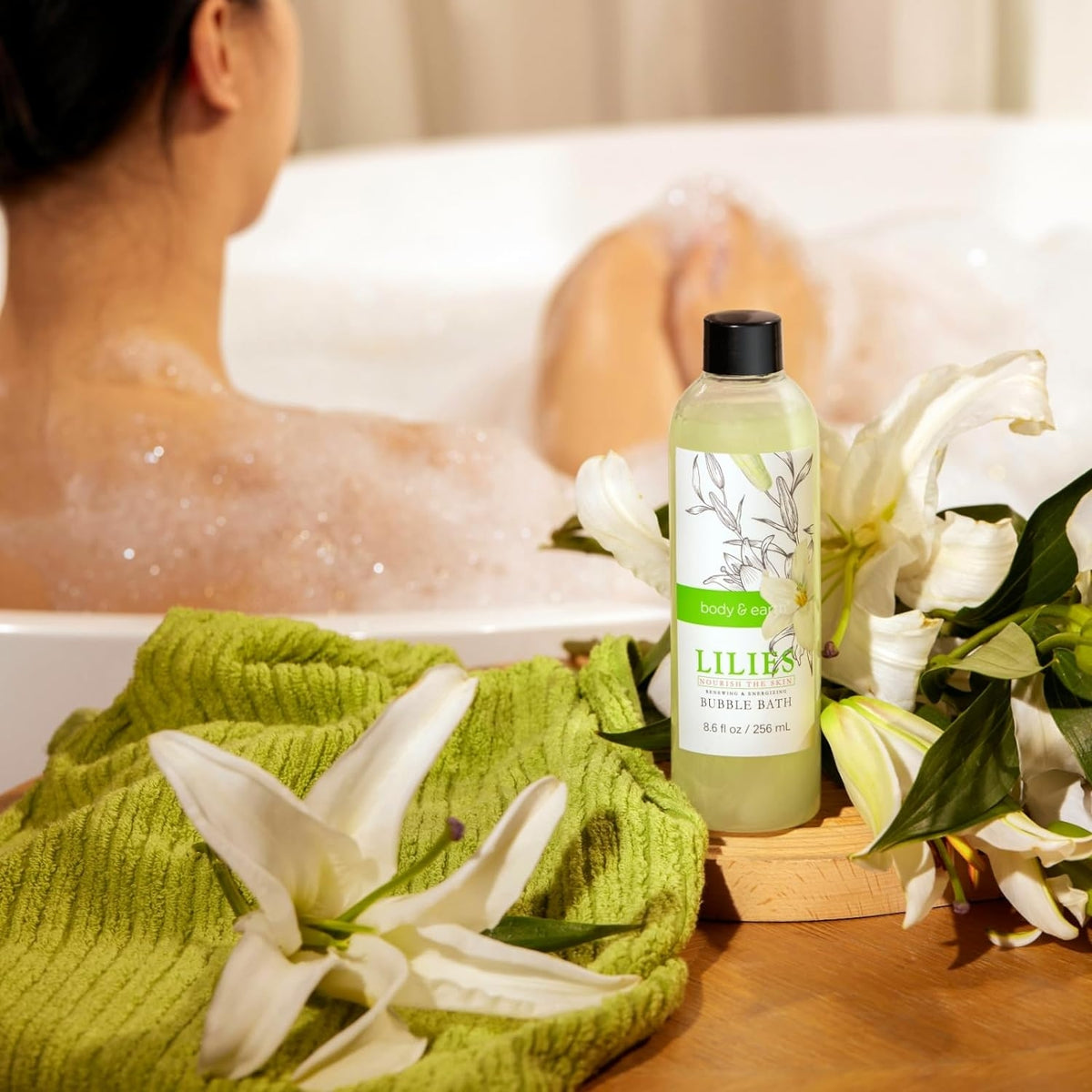 BODY & EARTH Lilienduft Geschenkset 10tlg. - Wellness für Frauen