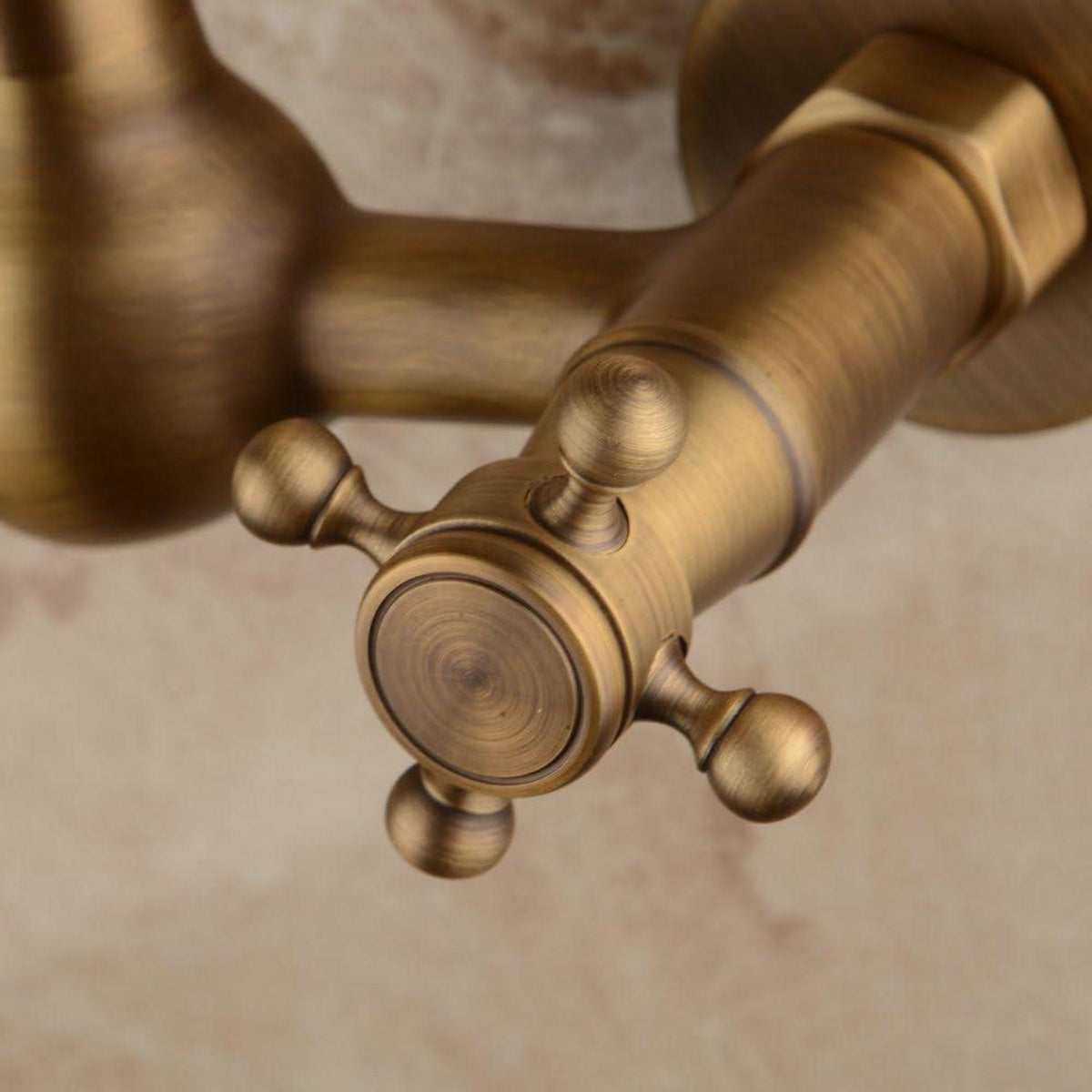 Messing Wandarmatur Hochbogen drehbar antik Modell 3