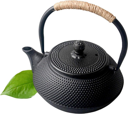 Japanische Gusseisen Teekanne mit Siebeinsatz Schwarz 0,6l
