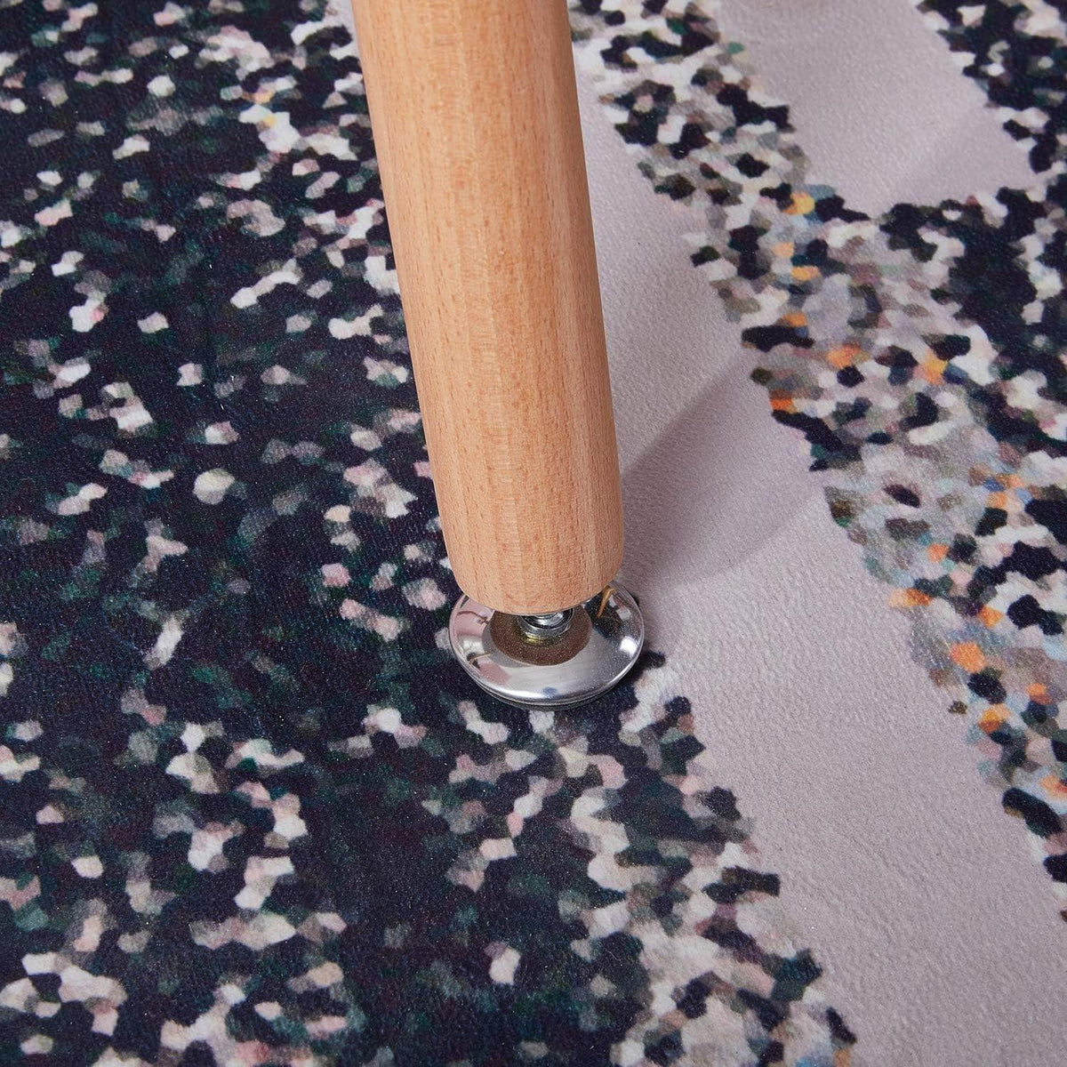 Moderner runder Küchentisch weiß – 80x75cm, Massivholzbeine