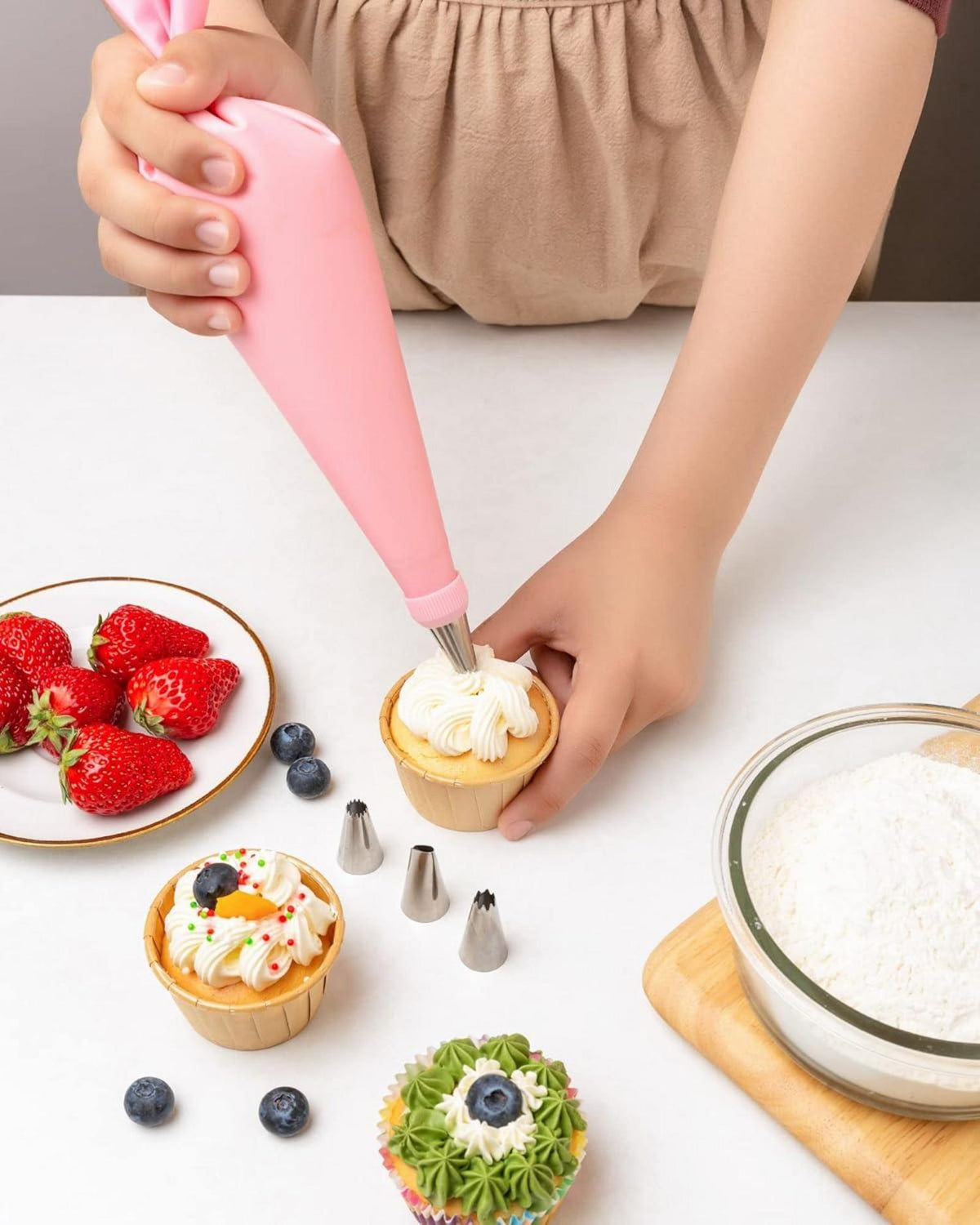 Spritzbeutel Tüllen Set 40tlg Edelstahl Silikon Cupcakes Torten Zubehör
