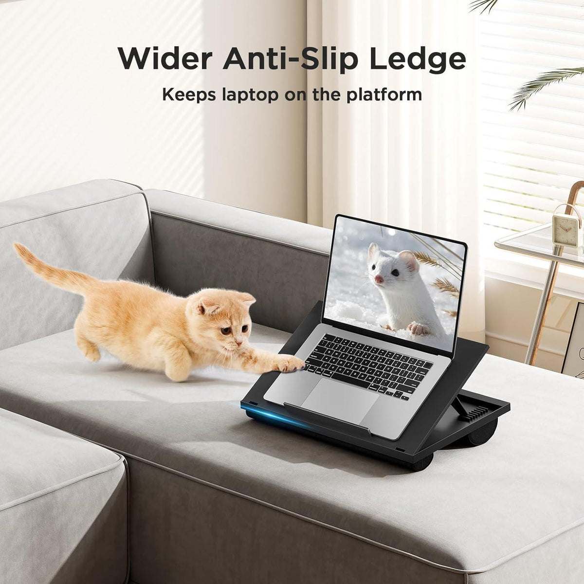 Höhenverstellbarer Laptop-Tisch mit Kissen für 15,6" Geräte