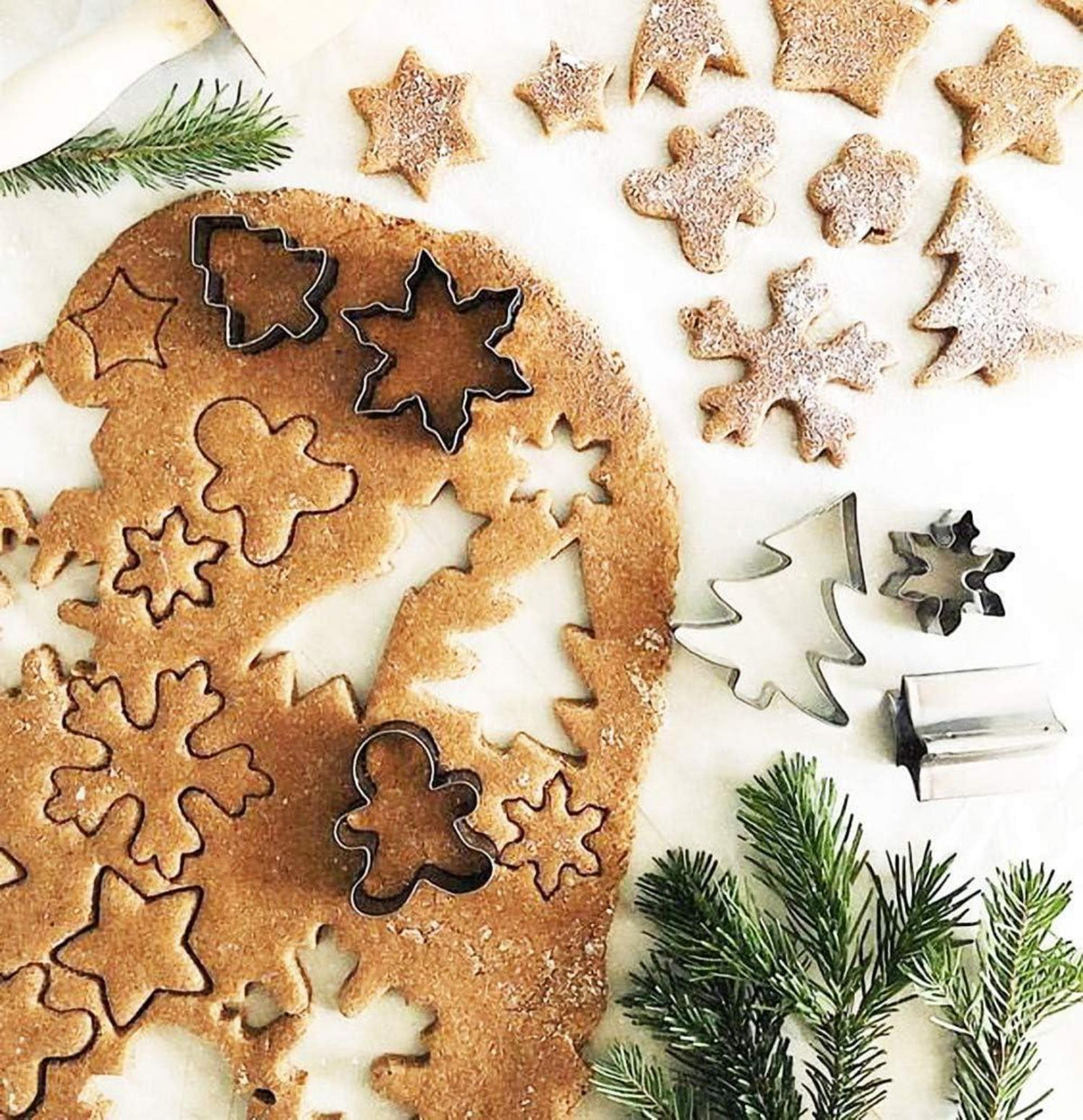 Ausstechformen Weihnachten, 25PCS Keksausstecher Edelstahl, Herz Lebkuchenmann Stern Schneeflocke Tannenbaum