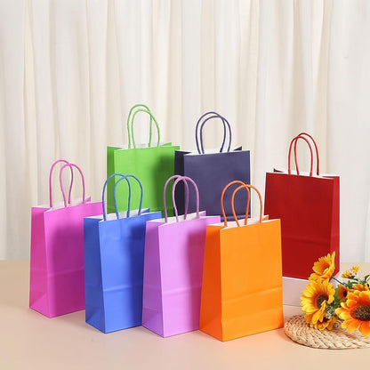 12 Kraftpapiertüten mit Henkeln, Geschenktüten Set - Mehrere