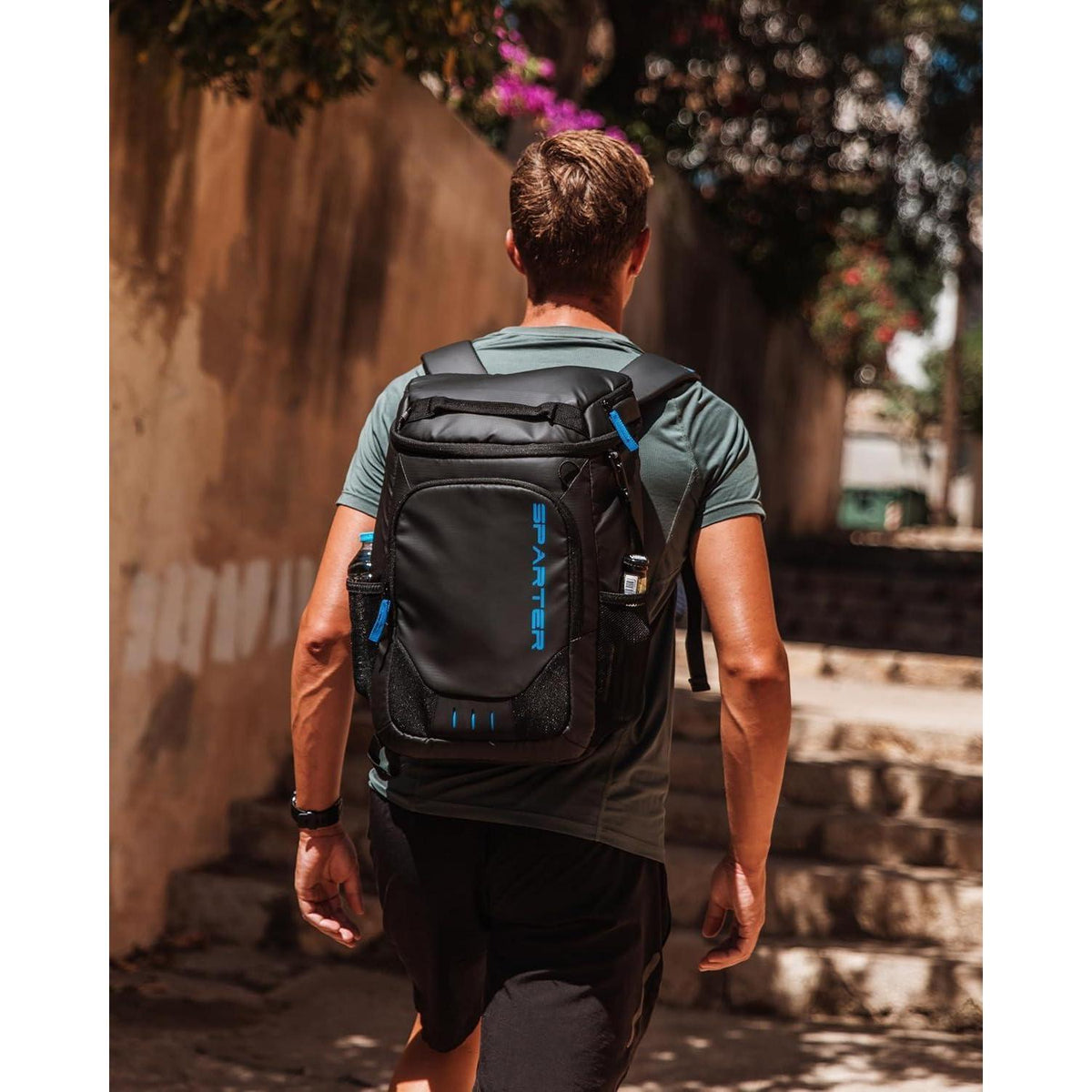 Isolierter Rucksack-Kühler 33 Dosen – Wasserdicht & Tragbar