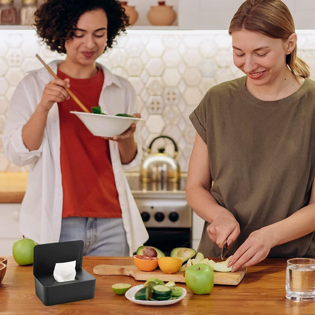 Feuchttücher Box mit Deckel – Frisch & Staubdicht (Schwarz)