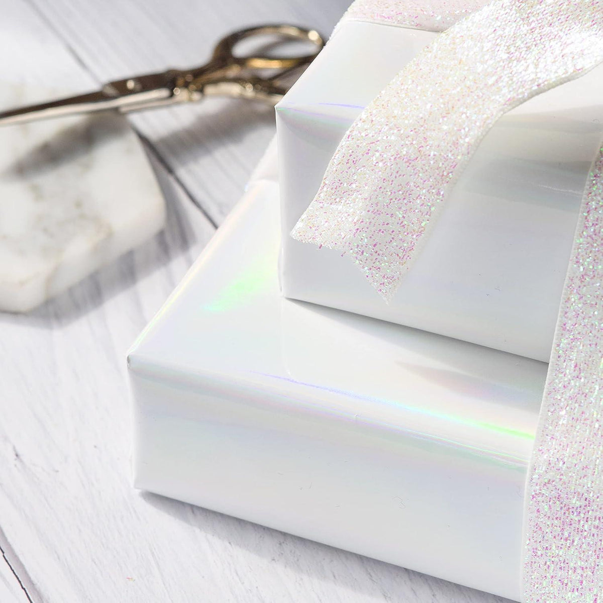 RUSPEPA Weißes Metallic Geschenkpapier Mini-Rolle 43cm x 10m