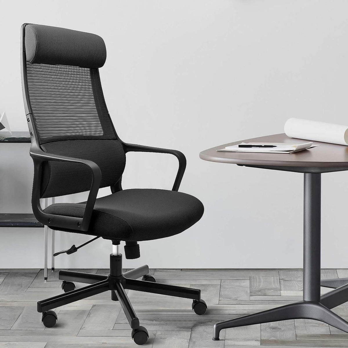 Bürostuhl Ergonomisch | Drehstuhl Wippfunktion | Verstellbarer Lordosenstütze | Kopfstütze | Armlehne | Höhenverstellung | Schwarz