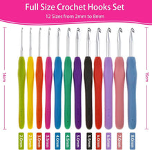 45-teiliges Häkelset mit ergonomischen Gummigriffen, voller