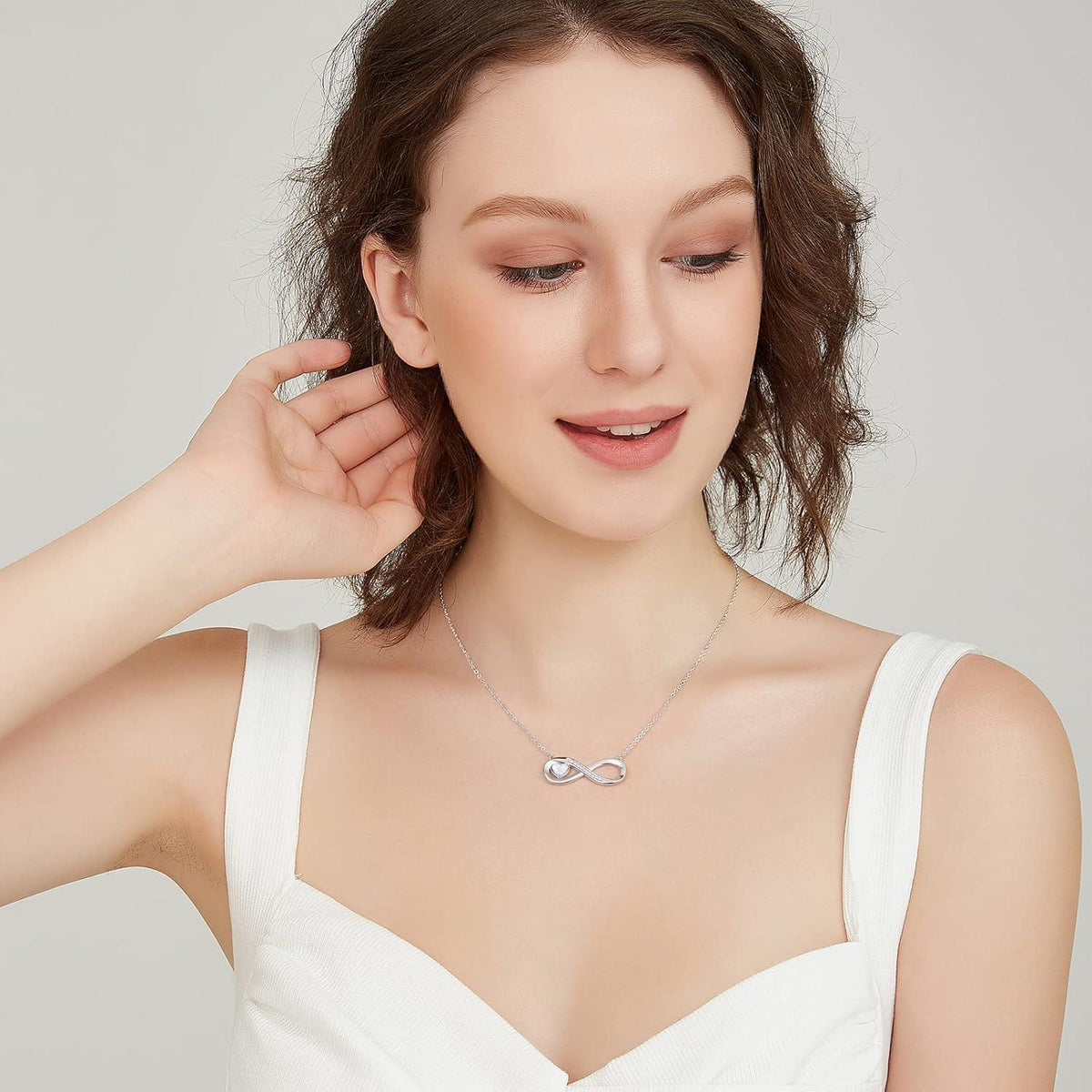 Silberne Infinity Herz Kette mit Geburtsstein – Damen Schmuck Geschenk