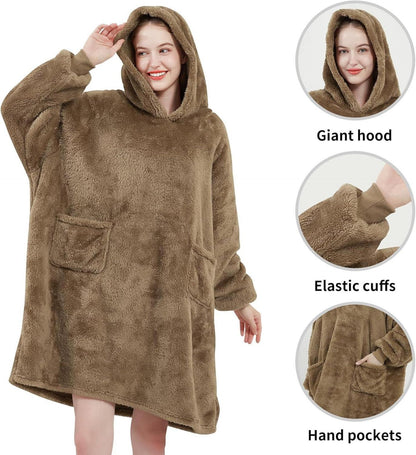 Kuschelige Hoodie Decke mit Taschen und Kapuze in Kamelbeige