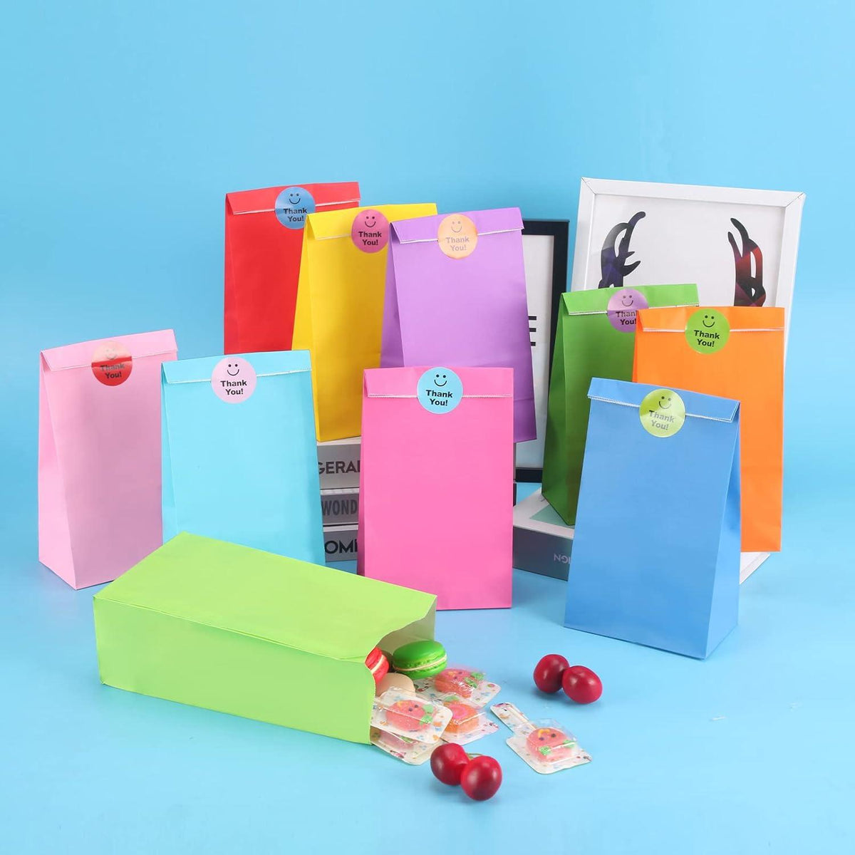 20 Bunte Papiertüten mit Stickern für Geschenke, DIY, Party