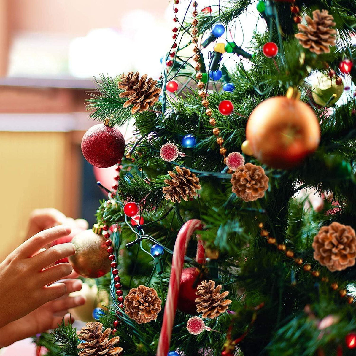 Künstliche Tannenzweige Beeren Tannenzapfen Weihnachtsdeko Set 130-teilig