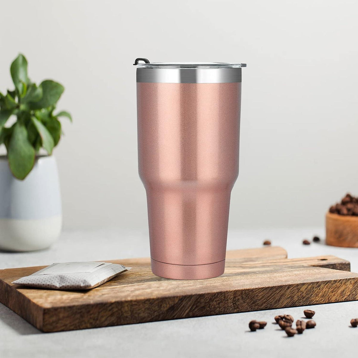 Livole 30oz Doppelwandiger Edelstahl Thermobecher mit Strohhalm
