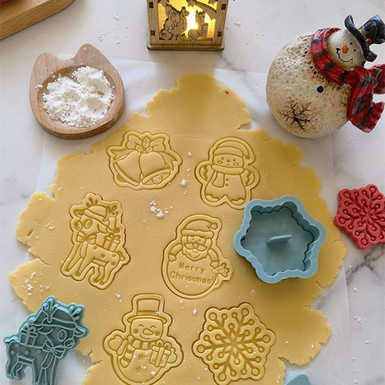 Ausstechformen Weihnachten 6-teiliges Set 3D Kunststoff Keksausstecher