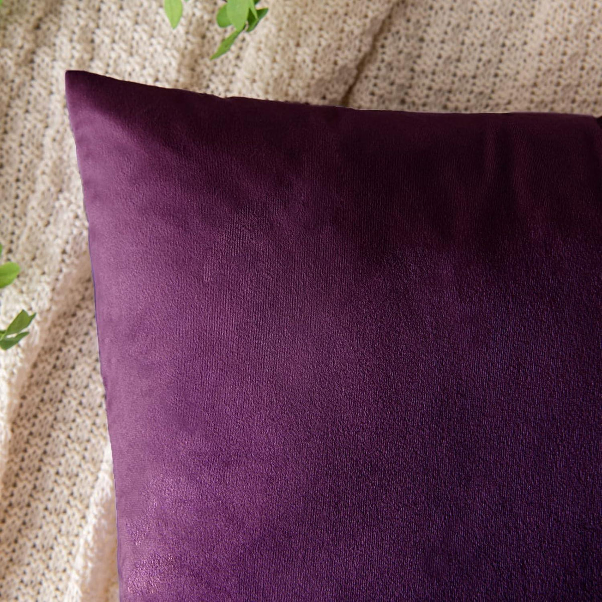 Samtkissenbezug 50x50 cm Aubergine Lila 2er Set
