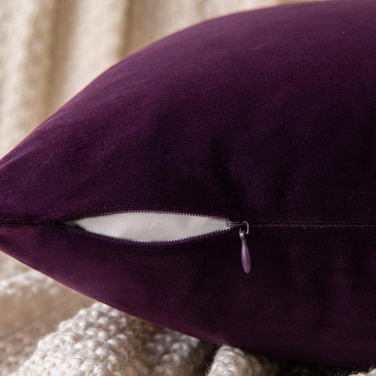 Samtkissenbezug 50x50 cm Aubergine Lila 2er Set