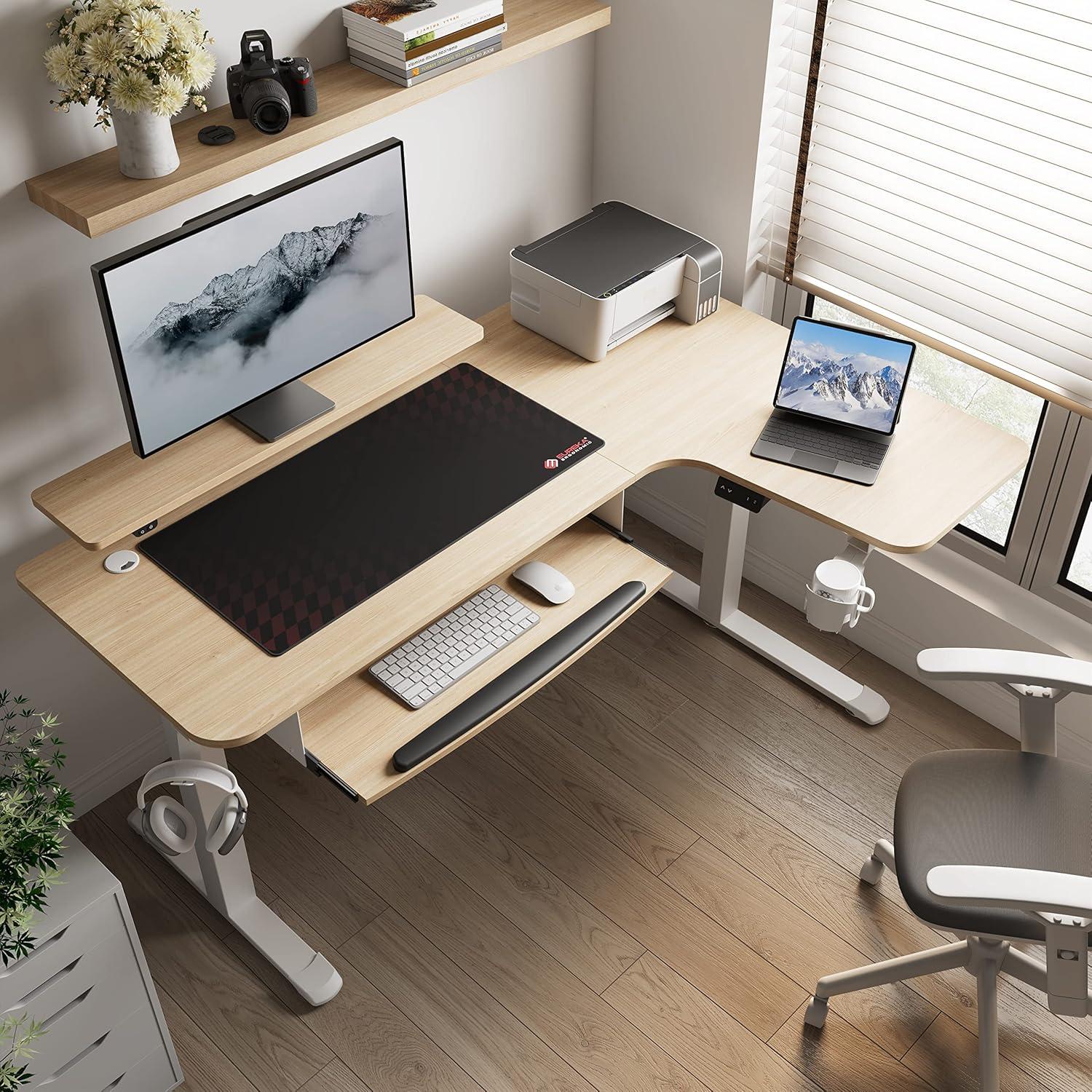 EUREKA ERGONOMIC Höhenverstellbarer Gaming Schreibtisch L-Form 155x110 cm LED Tastaturablage