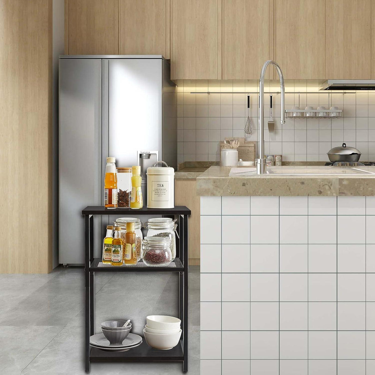 Beistelltisch mit Gitterablagen, Schwarz, Industrie-Design
