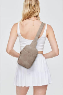 Telena Damen Brusttasche Crossbody Bag Kunstleder Mini