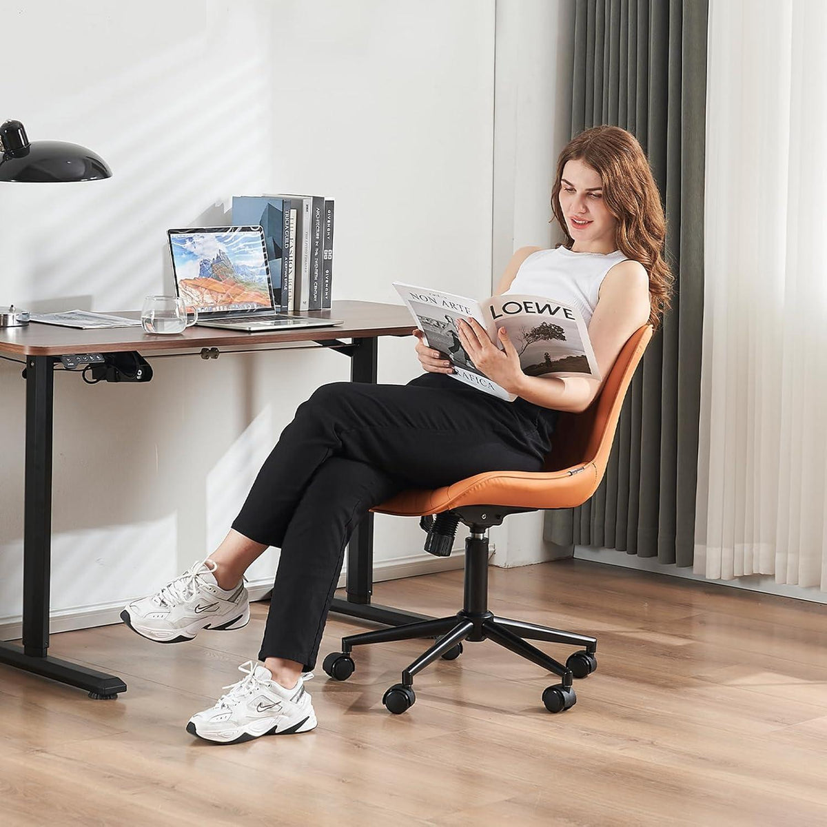 Ergonomischer Bürostuhl mit Fischschwanz-Design und Rollen, höhenverstellbar, Wippfunktion