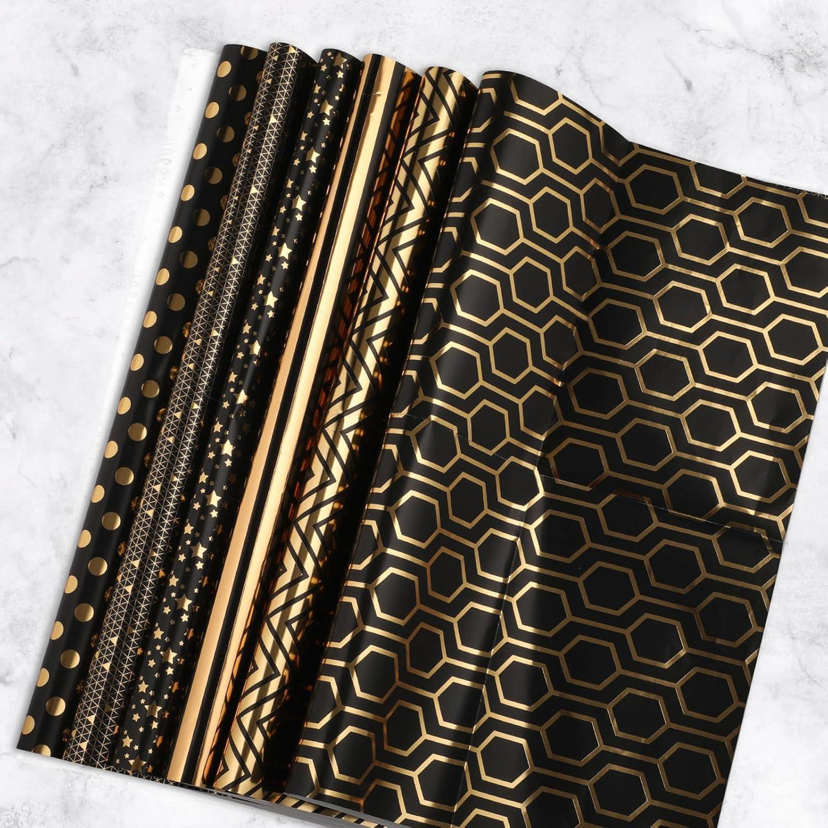 Geschenkpapier Set Schwarz Gold 6 Blätter mit Band & Aufkleber