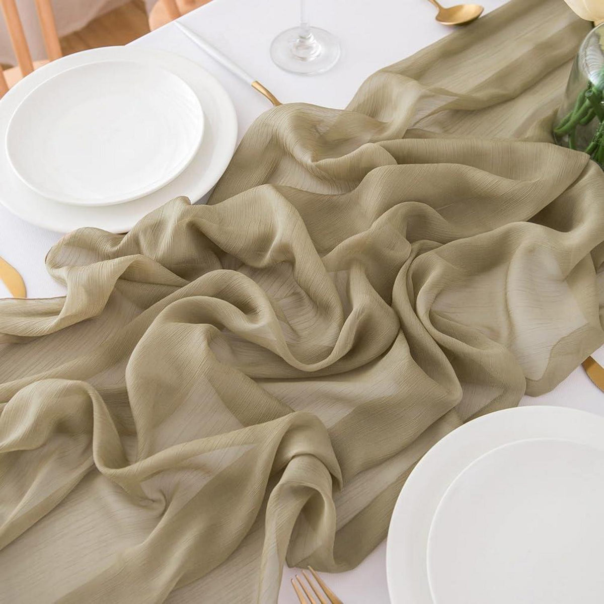 Chiffon Tischläufer 70x300cm – Hochzeit & Feier Deko