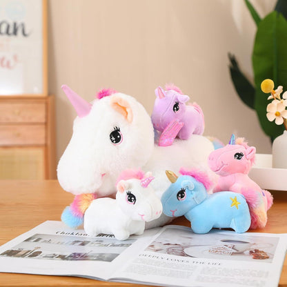 Einhorn Plüschkissen mit Babys & Flügeln - Kuscheliges Spielzeug