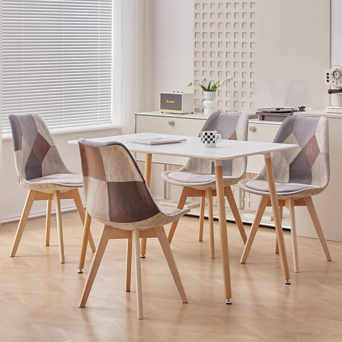 Patchwork Esszimmerstühle Set (8) – Hellbraun mit Sitzkissen