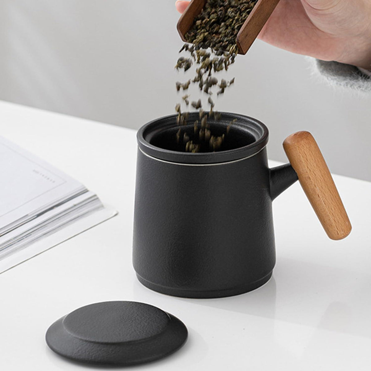 Disoza Keramik Teetasse mit Deckel und Sieb 400ml - Schwarz & Grün, Geschenk für Männer und Frauen