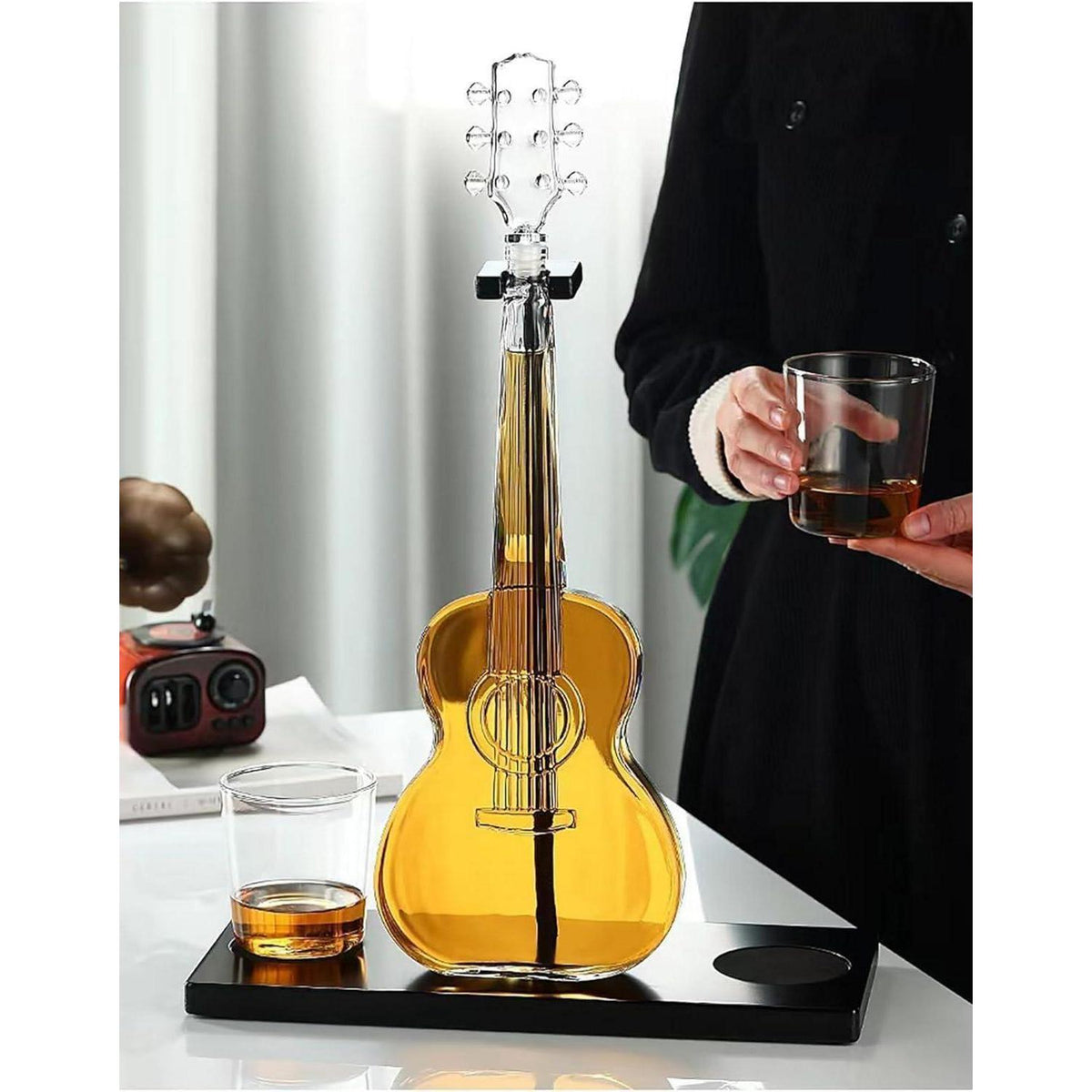 Luxuriöses Whisky-Dekanter Set mit Gitarren-Design 1000ml
