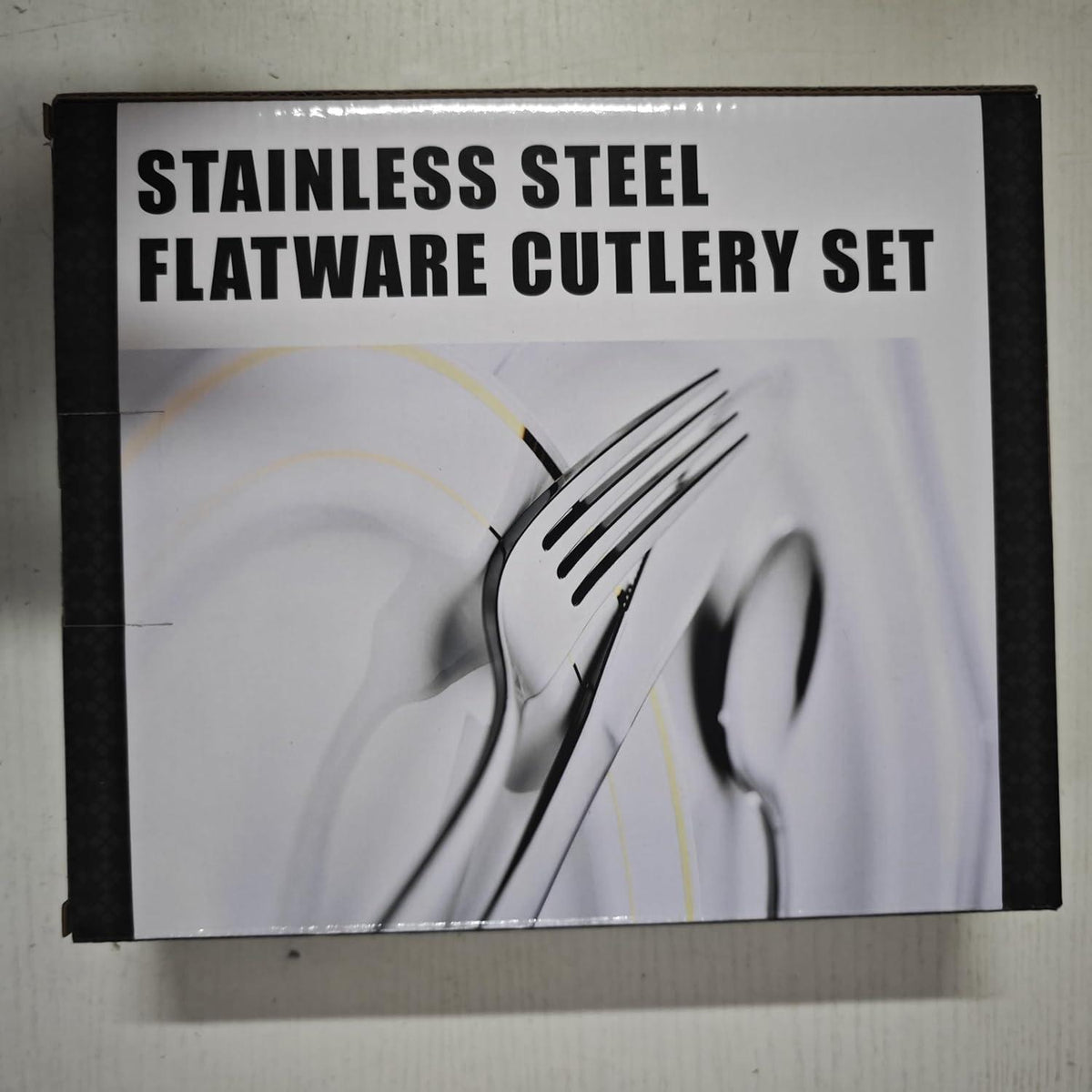 Bastwe 72-teiliges Edelstahl Besteckset für 12 Personen mit Steakmessern