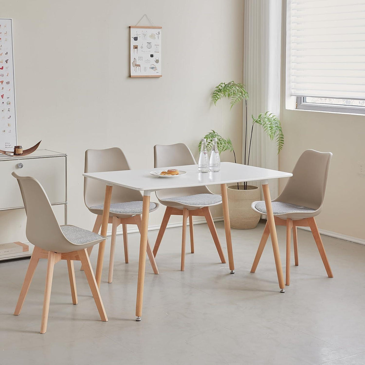 Skandinavische Esszimmerstühle 4er-Set, Massivholz, Gestreift Beige