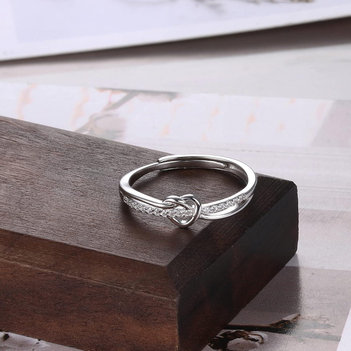 925 Sterling Silber Verlobungsring mit Zirkonia Liebesknoten