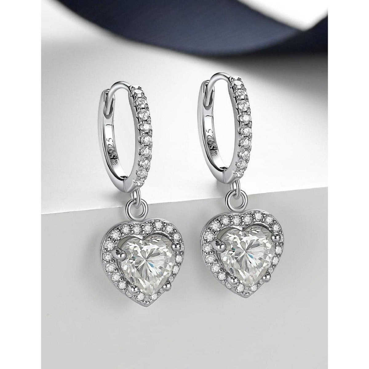 Creolen mit Herz Anhänger, 2 Karat Moissanit, Sterling Silber 925, Romantisches Geschenk