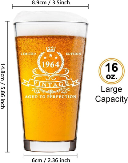 Bierglas 1964 Vintage im Holzfass, 60. Geburtstagsgeschenk