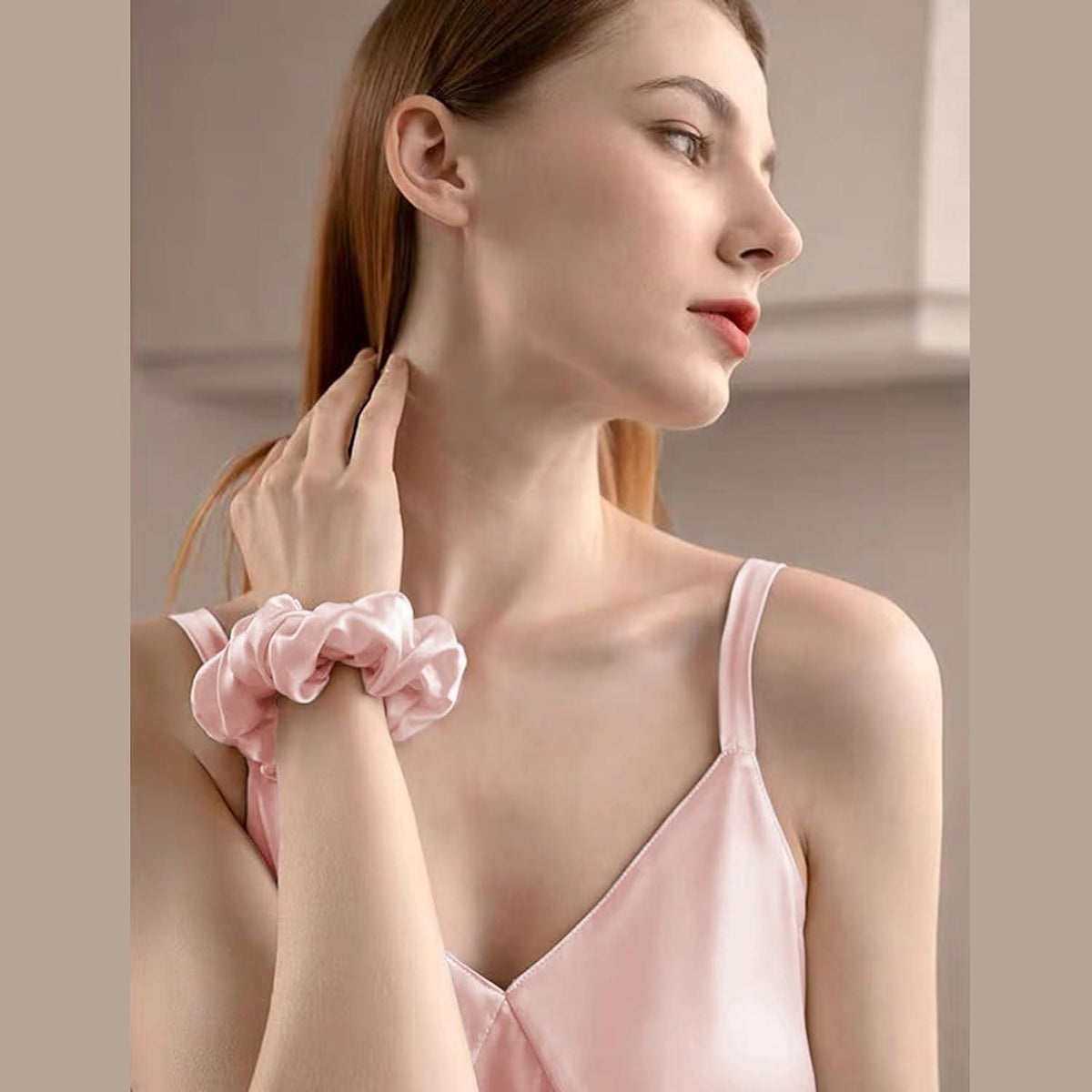Vielit 2er Set Satin Kissenbezug 65x65 Rosa Haar Haut Pflege 2 Haargummis