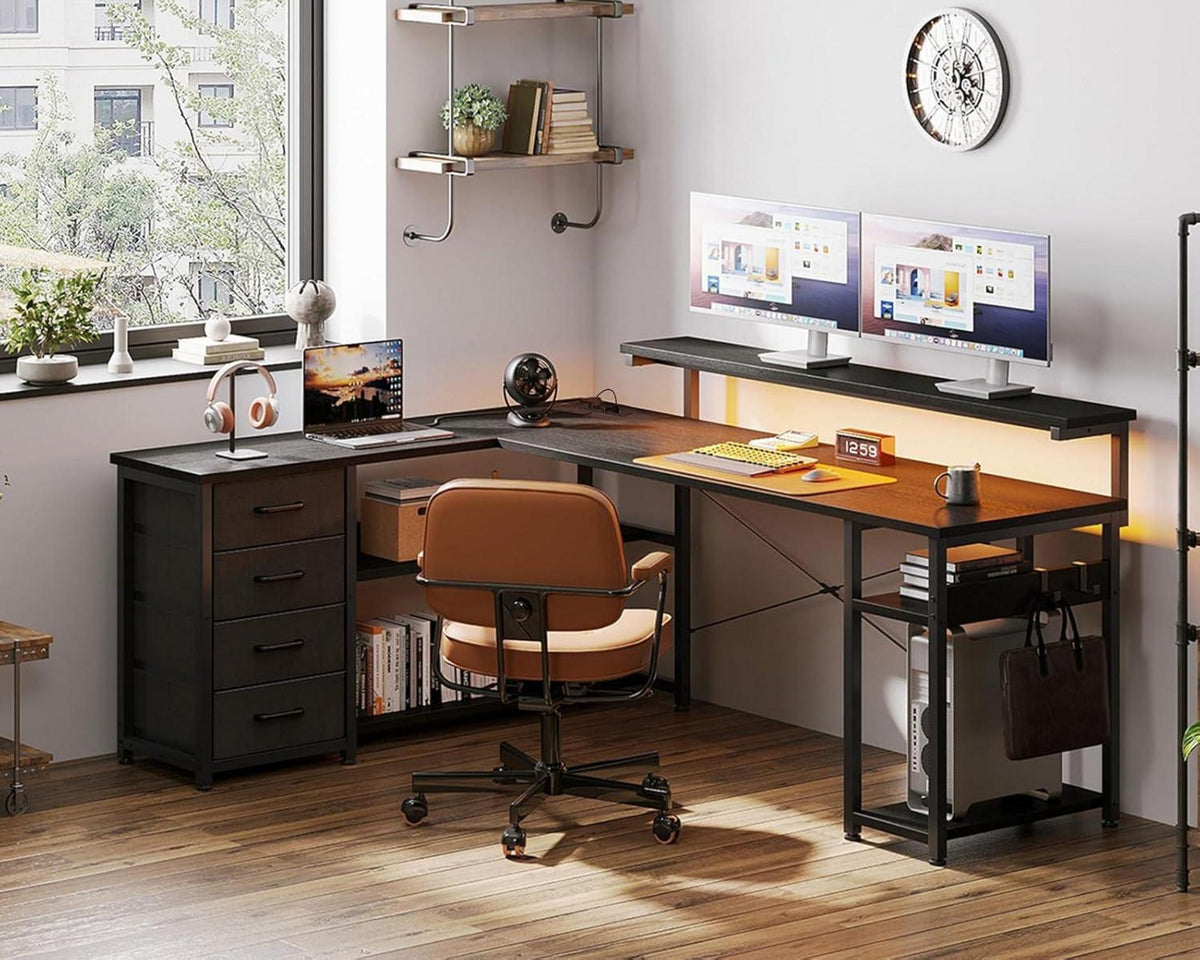 ODK Moderner Gaming Schreibtisch mit LED Beleuchtung, Schwarz 135×110cm