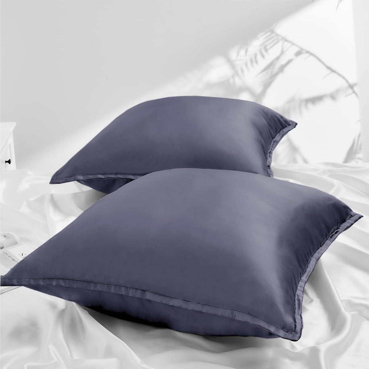 2er Set Satin-Kissenbezüge 60x60cm Dunkelviolett mit Reißverschluss