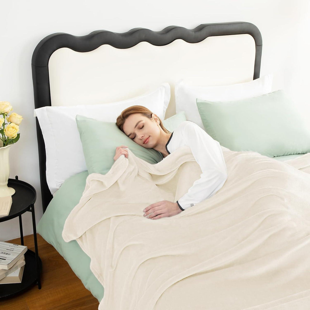 Kuscheldecke XXL 220x240 cm Creme Flanell Weich & Warm