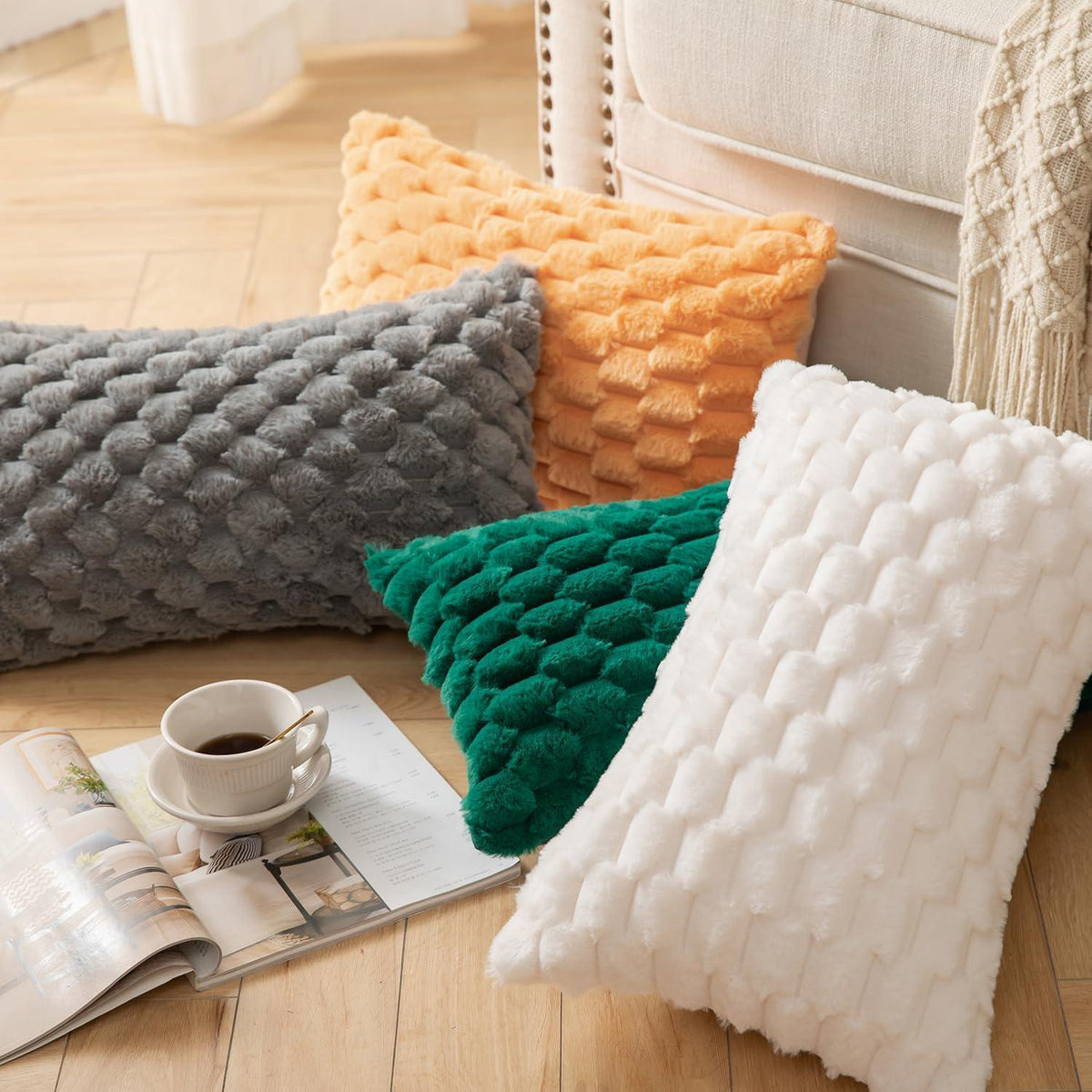2er Set Plüsch Kissenbezüge 50x50 cm Cremeweiß