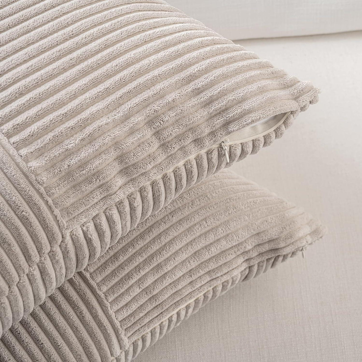 2er Set Kissenbezüge Kordsamt Taupe 35x35cm Boho Deko