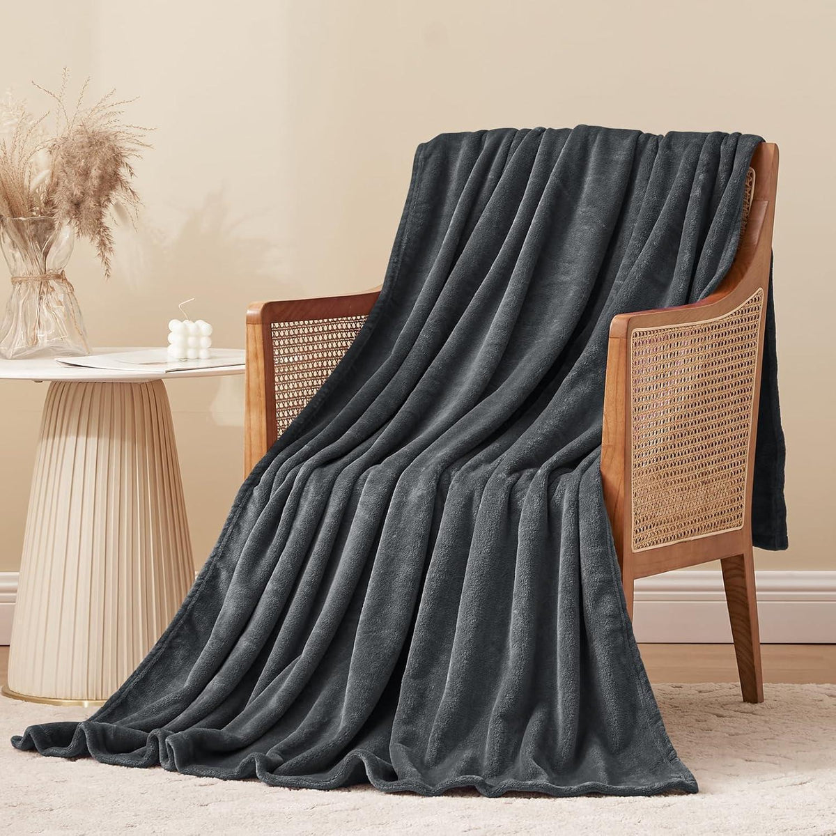 Kuscheldecke Flauschig Dunkelgrau 150x200 cm XL Warme Sofa Decke