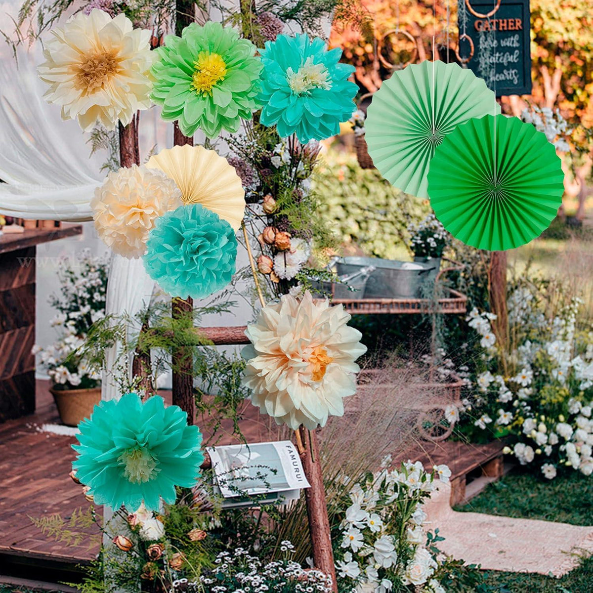 Pompons Papierblumen Gartenparty Deko Grün Salbei Baby Sommerparty