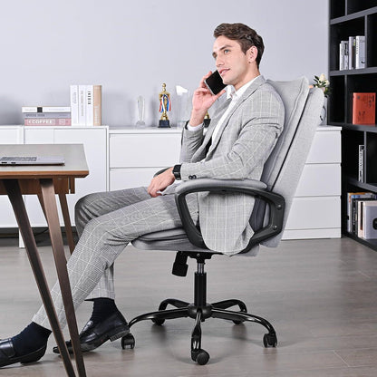 Ergonomischer Bürostuhl mit doppelt verdickter