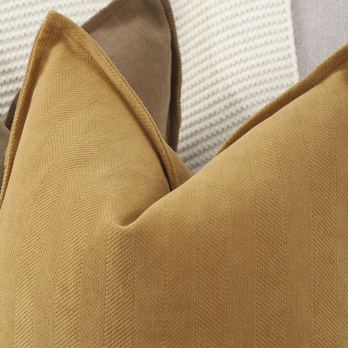 2x Chenille Kissenbezug 65x65 cm Senfgelb – Weich & Dekorativ