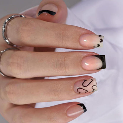 Französische Press On Nails mit Herz – 24 Stück Schwarz Weiß