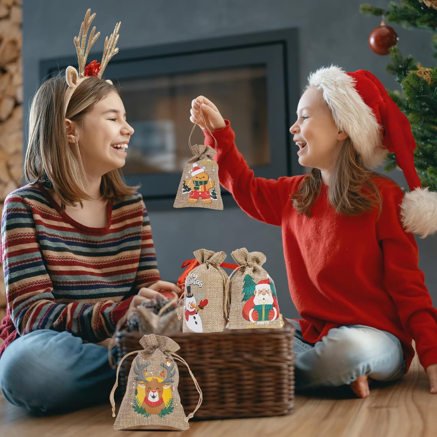 12 Weihnachts-Jute-Geschenktüten Zugbänder 6 Muster