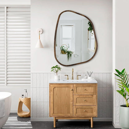 Asymmetrischer Wandspiegel mit Holzrahmen – Modern & Dekorativ