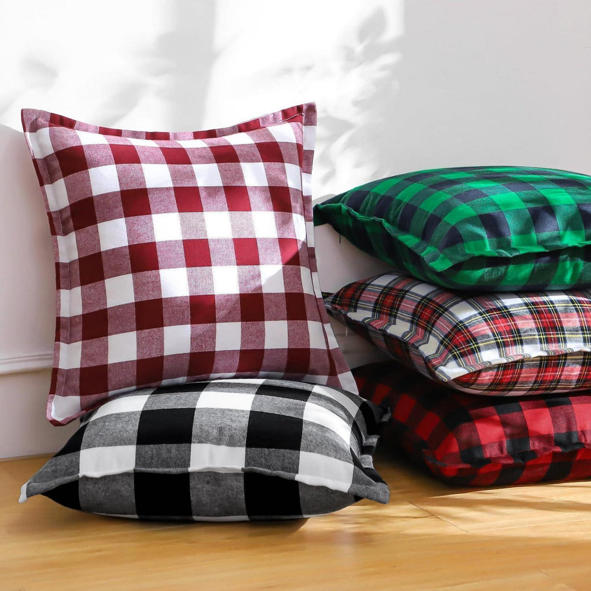 Weihnachtliche Tartan Kissenbezüge 2er Set Rot Weiß 40x40cm